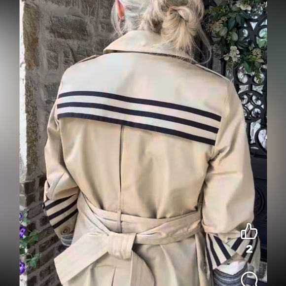 Cabi Runway Trench Coat - Picture 10 of 12